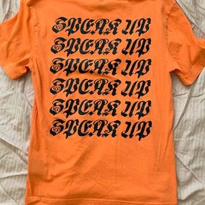 H and M orange graphic t-shirt